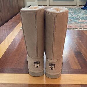 NIB BearPaw Beige Tall Boots with Plush Lining
